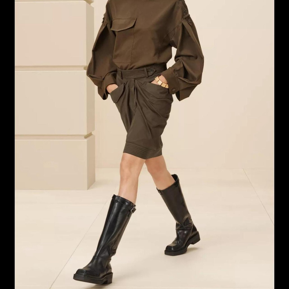 boots - Picture 2 of 8